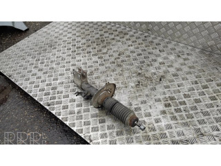 Передний амортизатор