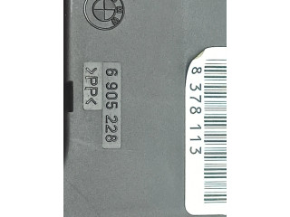 Блок предохранителей 6911922, 6905228   BMW Z4 E85 E86    