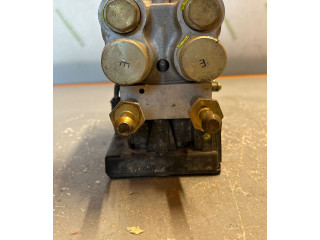 Блок АБС 7M0614111B, 0010500240035101 Ford Galaxy 1995 - 2000 года