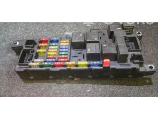 Блок предохранителей  518828009, 8678449-DIEP2X   Volvo V70    