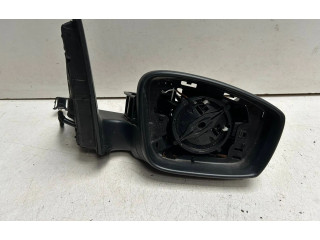 Зеркало электрическое Skoda Fabia Mk3 (NJ) 2015 - 2021 года