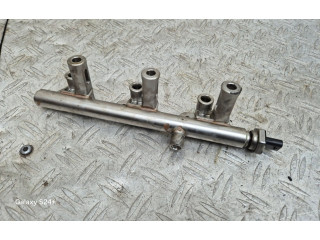 Vstřikovací lišta 9811353880, 9812191080 Peugeot 5008 II