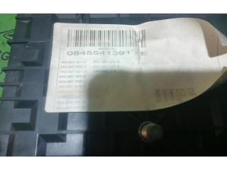 Pojistková skříňka 1K0937125C Volkswagen PASSAT 2009