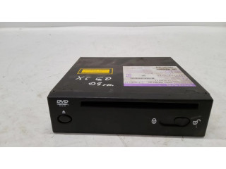 Радио/ проигрыватель CD/DVD / навигация