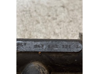 Топливная рампа 047133321J   Skoda Fabia Mk1 (6Y)  