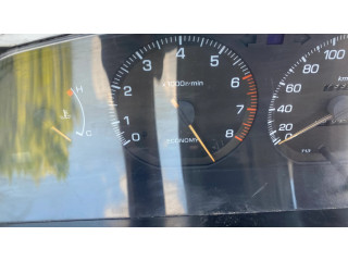 Přístrojová deska  Toyota Carina T170 1990 832002B490, 69156790  