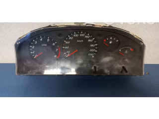 Přístrojová deska Nissan Almera 2000