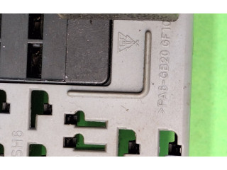 Блок предохранителей 9162316 Volvo XC90