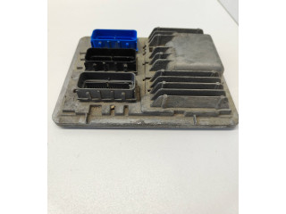 Блок управления двигателя 12697902, 811839393   Chevrolet Camaro