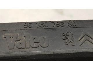 Блок предохранителей 9636079380 Citroen Xsara Picasso