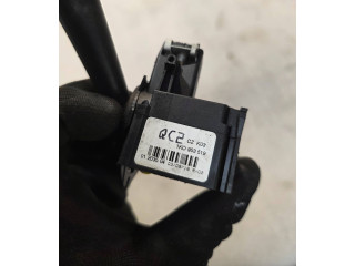 Ручка стеклоочистителей 1K0953519, 01203504   Audi A3 S3 8L