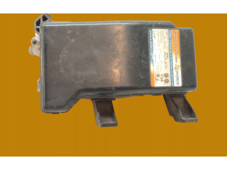 Pojistková skříňka MR583210 Mitsubishi Pajero 2003