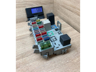 Pojistková skříňka 90464777, 091448292 Opel Corsa B 1993