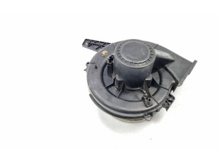 Вентилятор печки    6Q1820015   Skoda Fabia Mk1 (6Y)