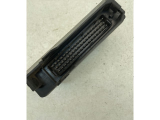 Блок управления двигателя 0261203588, 90492382   Chevrolet Omega B