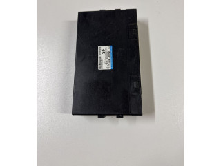 Блок управления 88281SG500   Subaru Forester SJ