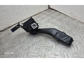 Ручка стеклоочистителей 1K0953519J   Skoda Octavia Mk2 (1Z)