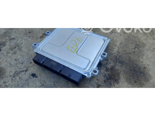 Řídící jednotka 237107175R Renault Clio IV 2015