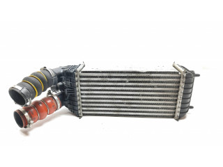 Интеркулер  9803900780, CW966003   Peugeot 208 2.0