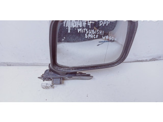 Зеркало электрическое правое Mitsubishi Space Wagon 1999-2004 года