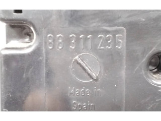 Přístrojová deska Volkswagen Caddy 2005 88311235