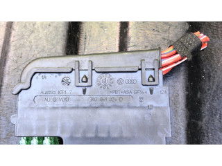 Блок предохранителей 8K0941824D Audi A4 S4 B9