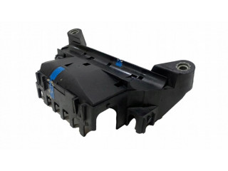 Pojistková skříňka A2305450001 Mercedes-Benz SL R230 2001