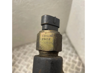 Топливная рампа 8945812010 Toyota RAV 4 (XA20) 2.0