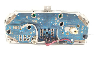 Панель приборов MB832131376830 Mitsubishi Montero