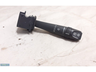 Ручка стеклоочистителей    Volvo V70