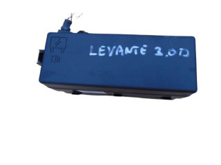 Блок предохранителей 670104295 Maserati Levante