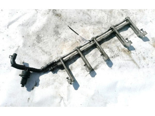 Топливная рампа    Volkswagen Phaeton  