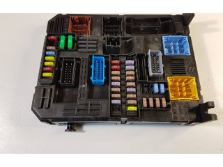 Блок предохранителей 9832880680   Citroen C3 Aircross    