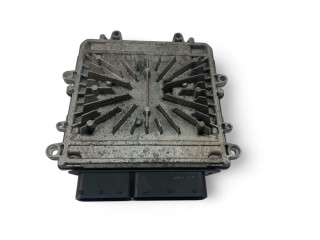 Блок управления двигателем Блок управления 31303095AC, 0281016616   Volvo V70