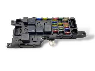 Блок предохранителей 518829106, 30728008 Volvo V70