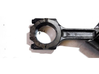 Píst Alfa Romeo 156 pro naftový motor 2.4