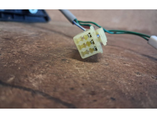 Блок управления E13013350, E13020006   Subaru Forester SF