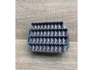 Блок предохранителей 9162439 Volvo S80