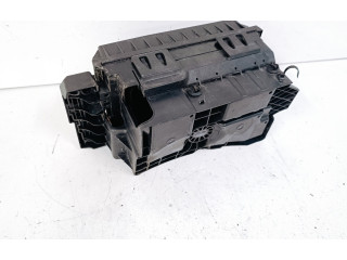 Pojistková skříňka 13368645, 13403357 Opel Zafira C 2014