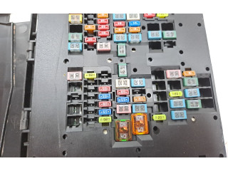 Блок предохранителей 2540853, NX6T14D068EAC   Ford Focus    