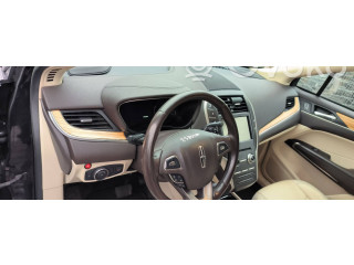 Volant Lincoln MKC 2016