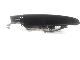 Дисплей    4682008982, 4682008982   Mazda 3 II