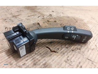 Ручка стеклоочистителей 31456042   Volvo V60