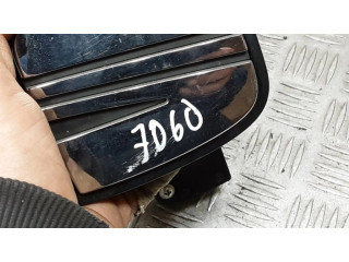 Ручка задней крышки