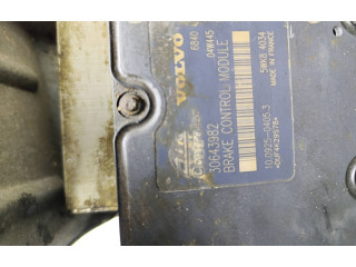 Блок АБС 30643982   Volvo  V70  2005 - 2008 года