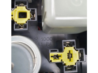 Pojistková skříňka 82661-17171 Toyota Celica T200 1991