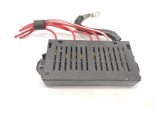 Блок предохранителей 9441776   Volvo XC90    