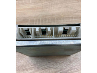 Блок управления двигателем Блок управления E2T01781, FE8A Mazda 626