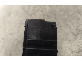 Ручка стеклоочистителей 8201168008   Dacia Dokker