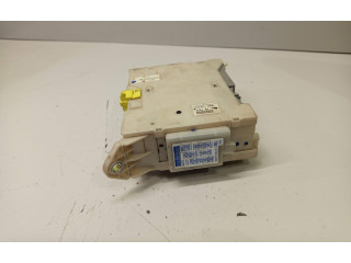 Блок предохранителей 8273030A61, 702280094 Lexus GS 300 350 430 450H